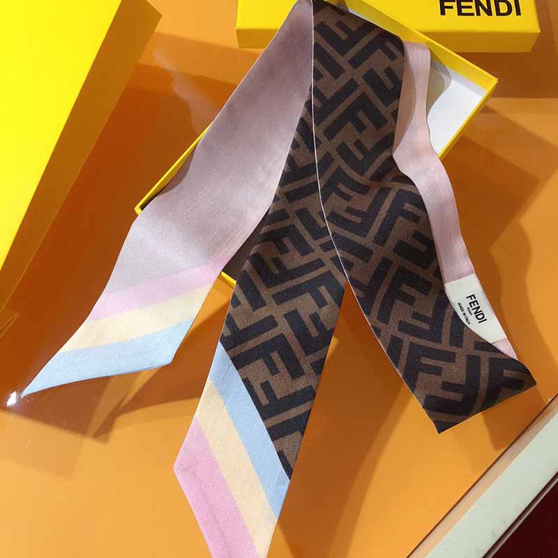 

Pink Street Letter Patchwork Hair Band