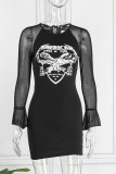 Schwarz Sexy Street Print Patchwork durchsichtige One-Step-Rock-Kleider mit O-Ausschnitt