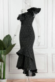 Черное элегантное вечернее платье с асимметричным косым воротником и воланами в стиле пэчворк