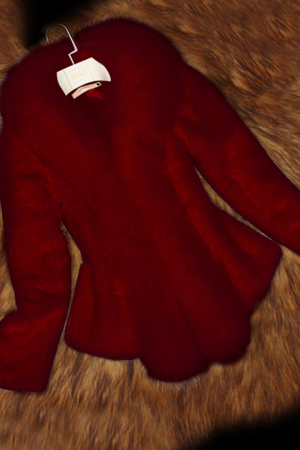 Бордовое модное тонкое однотонное пальто с воротником из искусственного меха