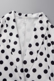 Lässiger Schwarz-Weiß-Druck mit Tupfen, Patchwork-Knöpfen, bedrucktem Kleid mit Umlegekragen, Kleidern in Übergröße
