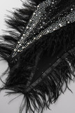 Vestido irregular con cuello redondo y plumas transparentes perforadas en caliente con retazos sexy negro Vestidos
