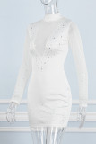 Vita sexiga lapptäcken Hot Drilling Genomskinliga turtleneck långärmade klänningar