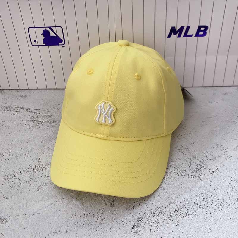 

Fluorescent Yellow Street Letter Embroidered Hat