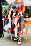 Vestido estampado de cuello alto con estampado geométrico informal de talla grande en color