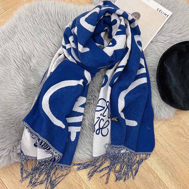 

Blue Casual Geometric Tassel Scarf