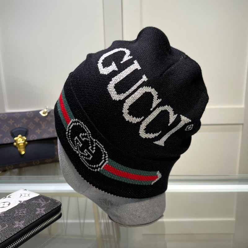 

Black Gray Street Letter Embroidered Hat