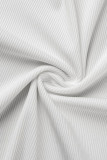 Белые повседневные однотонные базовые платья-водолазки с длинным рукавом