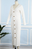 Белые повседневные однотонные платья-юбки-карандаши с пряжкой в ​​стиле пэчворк и V-образным вырезом