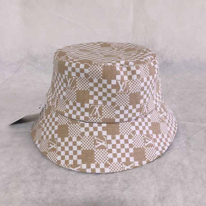 

Khaki Street Plaid Letter Hat