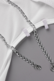 タートルネックペンシルスカートドレスの半分をくり抜いた白いセクシーな固体