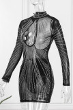 Svart sexigt lapptäcke Hot Drilling urholkat genomskinliga halva turtleneck långärmade klänningar (med trosor)