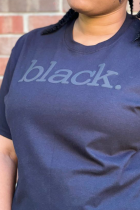 Camisetas negras con cuello en O y letras estampadas callejeras