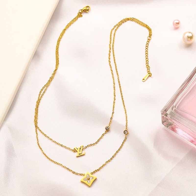 

Gold Daily Geometric Chains Necklaces