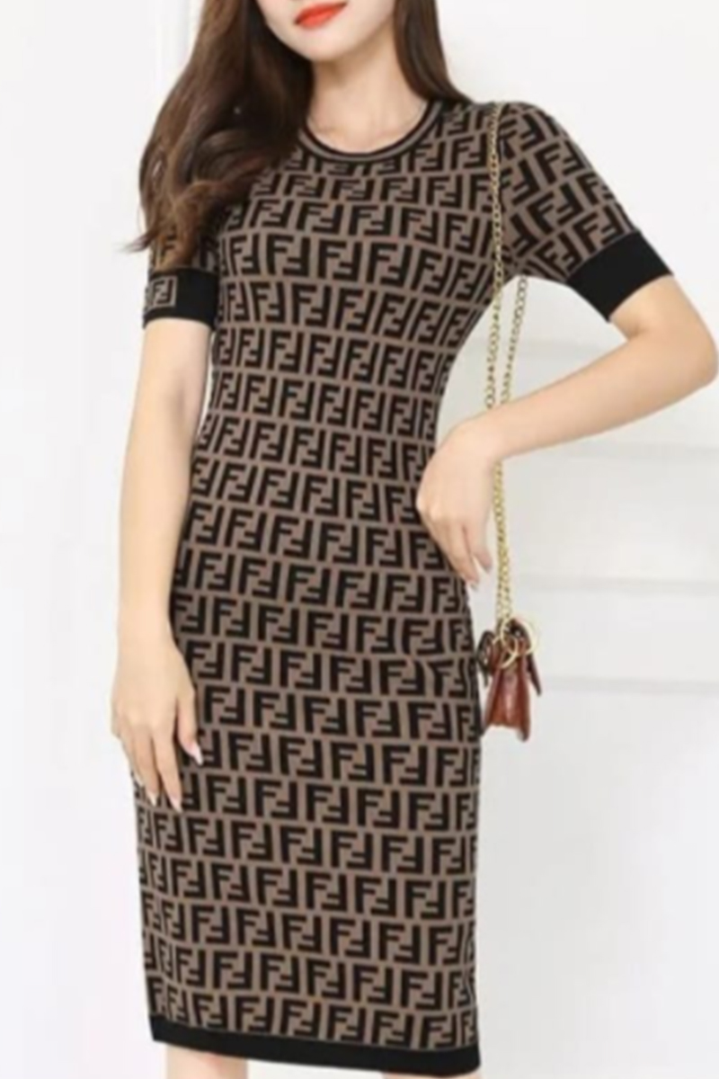 

Deep Coffee Casual Letter Patchwork O Neck One Step Skirt Dresses
