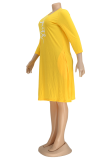 Желтые повседневные прямые платья с круглым вырезом и принтом в стиле пэчворк
