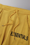 Gelber lässiger Patchwork-Cardigan-Kragen mit langen Ärmeln, dreiteilig