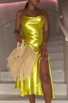 Золотисто-желтые сексуальные однотонные платья с высоким вырезом на тонких бретелях