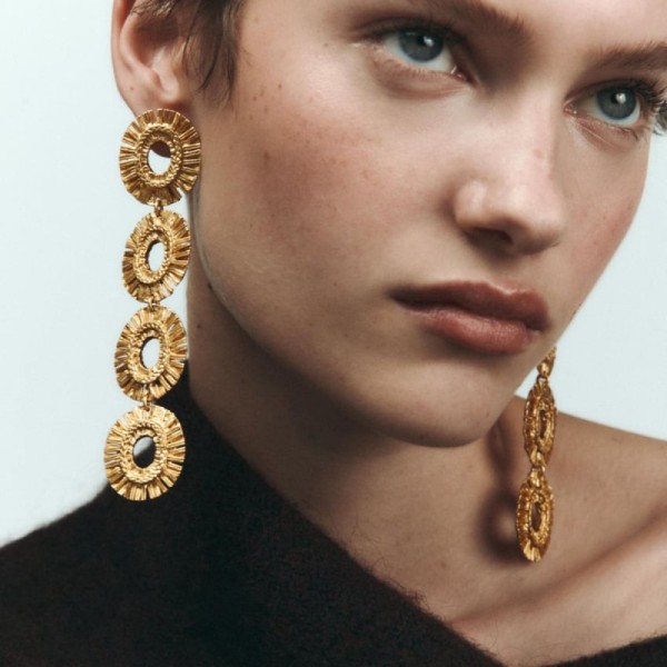 Gold Lässige solide ausgehöhlte Patchwork-Ohrringe