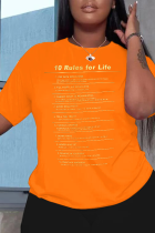 Оранжевые повседневные футболки с круглым вырезом и буквенным принтом