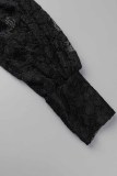 Schwarze, modische, sexy, durchsichtige, durchsichtige Patchwork-Overalls aus Spitze für Erwachsene mit O-Ausschnitt