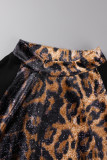 Blusas de gola alta com estampa casual marrom e patchwork de leopardo