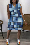 Синее повседневное базовое платье с принтом и V-образным вырезом без рукавов Платья
