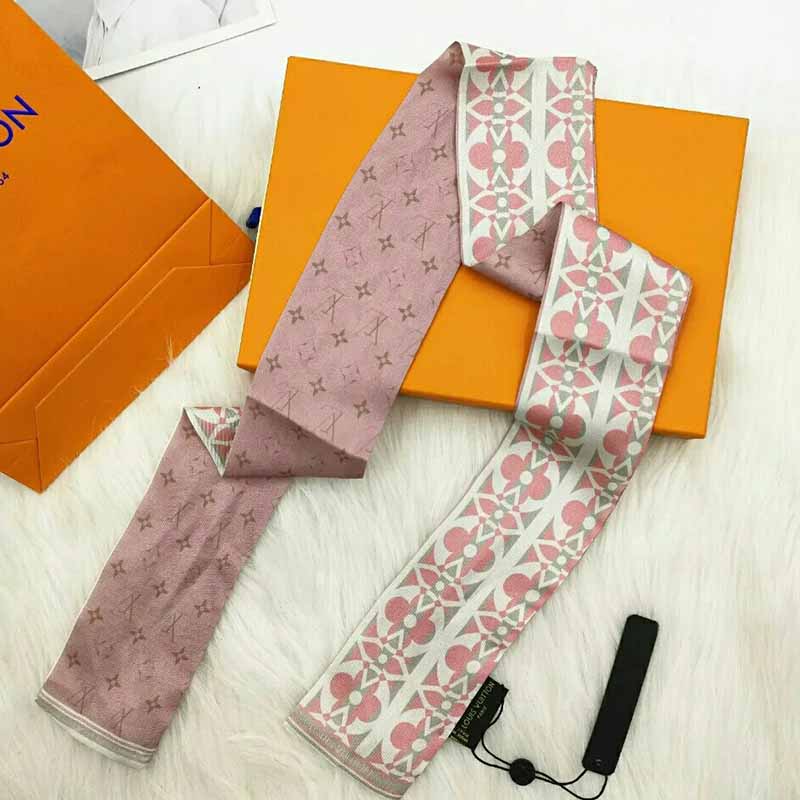 

Pink Street Print Letter Hair Band