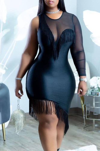 Robe irrégulière à col rond asymétrique en patchwork de glands solides noirs sexy robes de grande taille