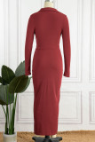 Vestidos de falda lápiz con cuello en V y abertura de retazos sólidos casuales rojos