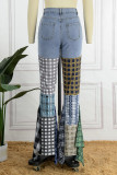 Jeans jeans cintura alta com estampa xadrez azul escuro patchwork