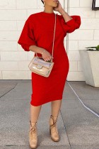 Rode casual effen basic O-hals jurken met lange mouwen