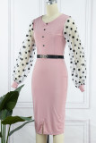 Vestidos de falda de lápiz con cuello en O de retazos de lunares de fiesta rosa (con cinturón)