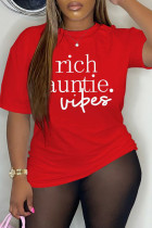 Camisetas casuais vermelhas com estampa de letras básicas com decote em O