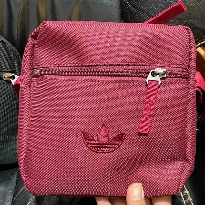 Red Sportswear Geometric Zipper Bags