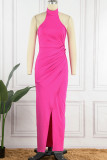Розово-красное сексуальное однотонное длинное платье с открытой спиной и разрезом через шею