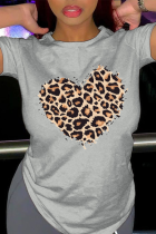 Camisetas casuais cinza com patchwork de leopardo de rua com gola O