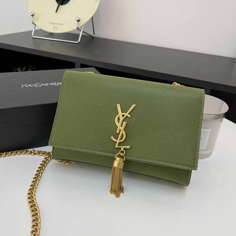 

Green Casual Simplicity Letter Chains Bags