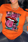 Graue Mode-Straßen-Lippen bedruckte Patchwork-T-Shirts mit O-Ausschnitt