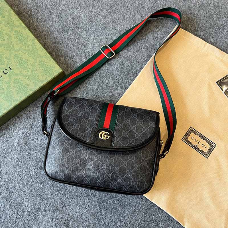 

Black Casual Street Letter Patchwork Bags