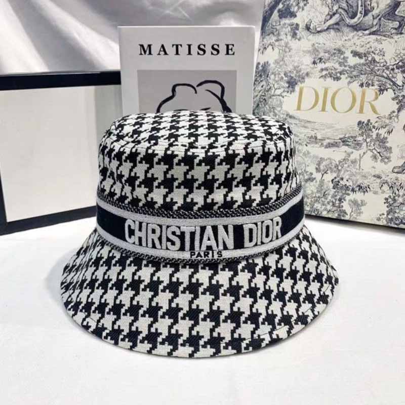 

Black And White Casual Street Letter Patchwork Hat