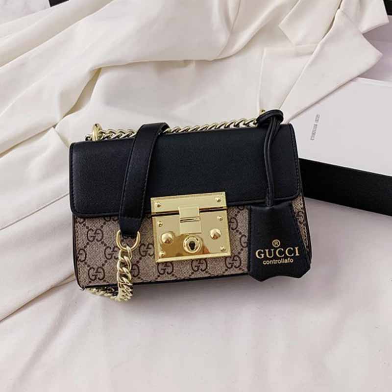 

Black Casual Street Letter Patchwork Bags