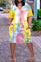 Vestidos retos casuais multicoloridos com estampa de rua patchwork decote em v
