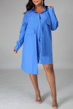 Синее повседневное однотонное платье-рубашка в стиле пэчворк с асимметричным отложным воротником и пряжкой Платья Платья