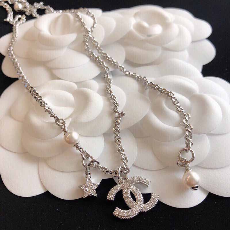 

Silver Street Geometric Chains Necklaces