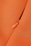 Vestido de noche con cuello en V y apliques de retazos lisos elegantes en rojo anaranjado Vestidos de talla grande