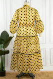 Vestidos amarillos informales elegantes con estampado de lunares y retazos transparentes con cuello de cinta y cuello recto de talla grande
