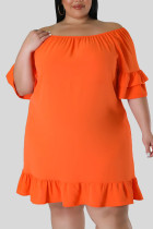 Tangerine Red Casual Solid Patchwork Volant Off-shoulder Recht Grote maten jurken