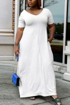 Weißes, lässiges, tägliches, festes Taschen-Basic-U-Ausschnitt-langes Kleid in Übergröße