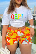 T-shirts met witte straatprint en letter O-hals